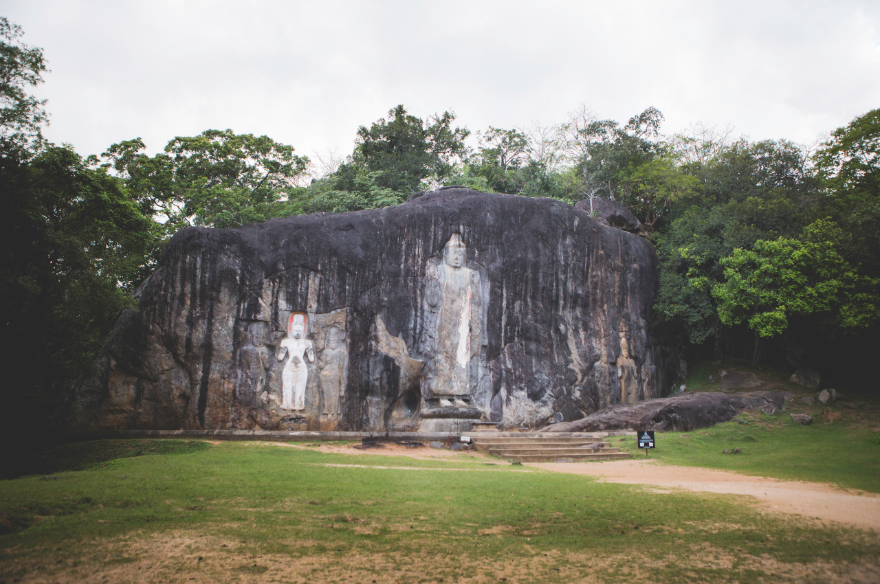 A voir AL - Buduruwagala
